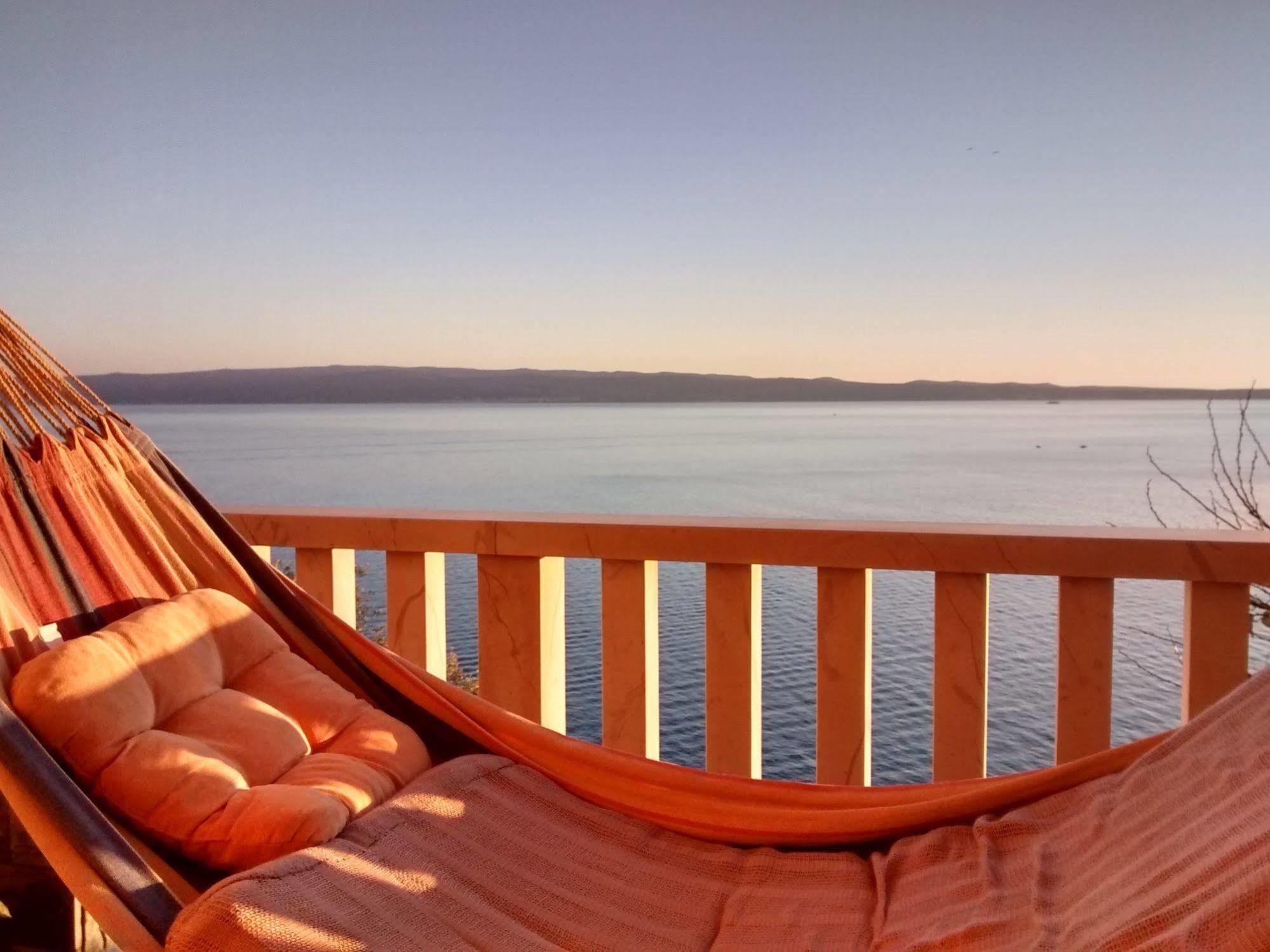 Hotel Super Horizont -Free Parking And Jaccuzzi à Stobreč Extérieur photo